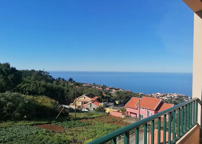 Abrigo Do Monte